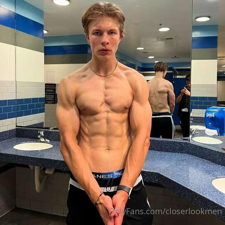 closerlookmen image #0