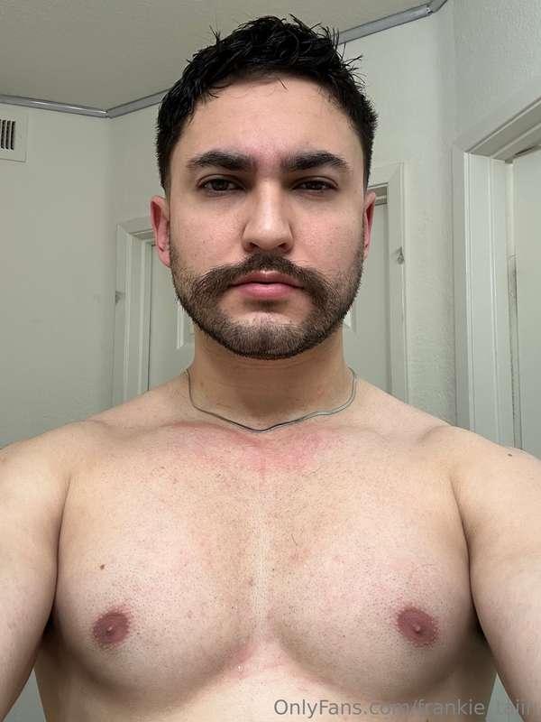 I decided to keep the mustache 👨🏻 when getting rid of the be..