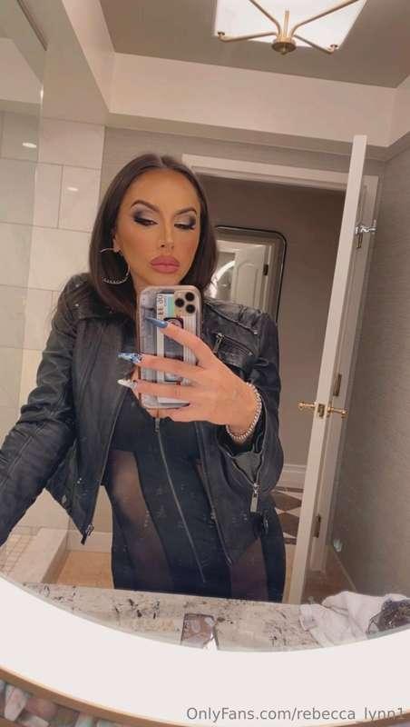 Hey babe 
You should check your inbox 🤫😏