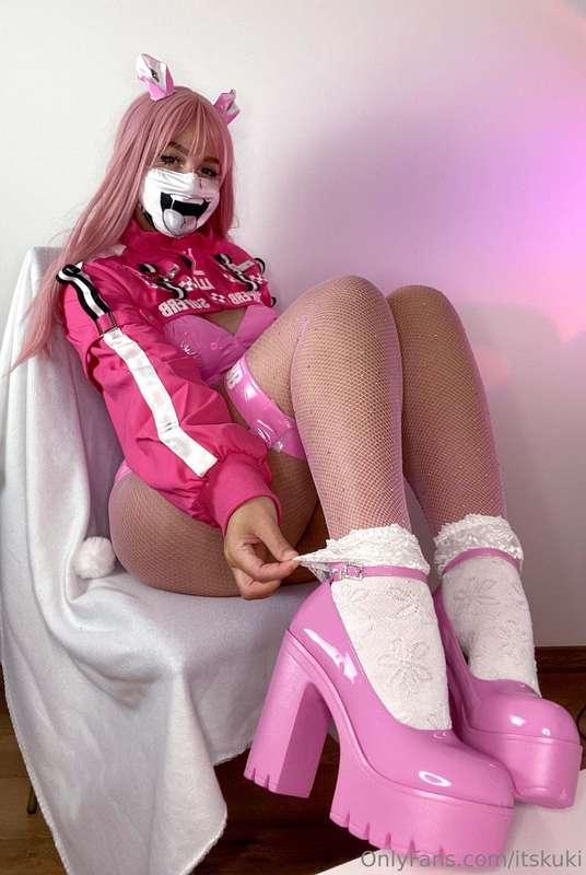 Do you like my outfit? 🥰