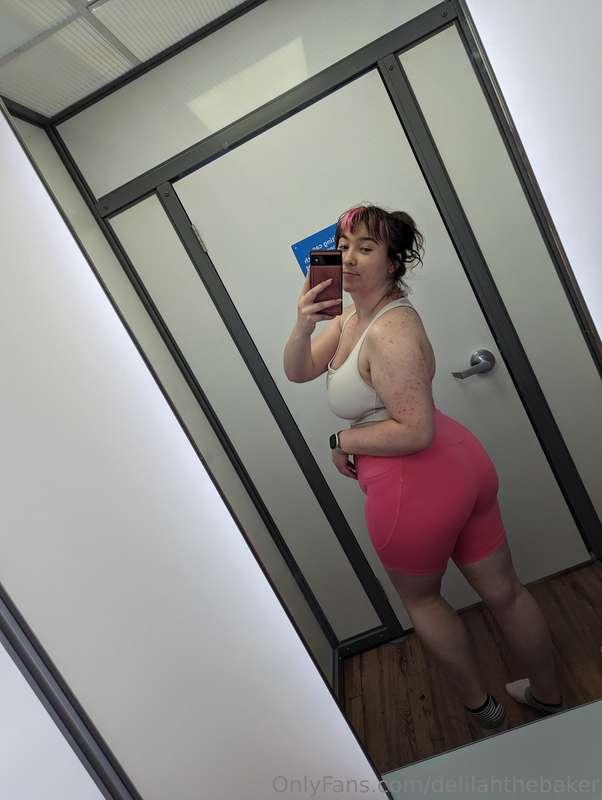 Little try on haul after work. I did not end up getting the ..