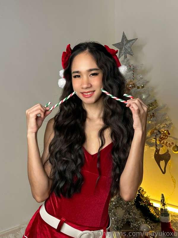 . The only package I want this Christmas is your.... 😜

Let ..