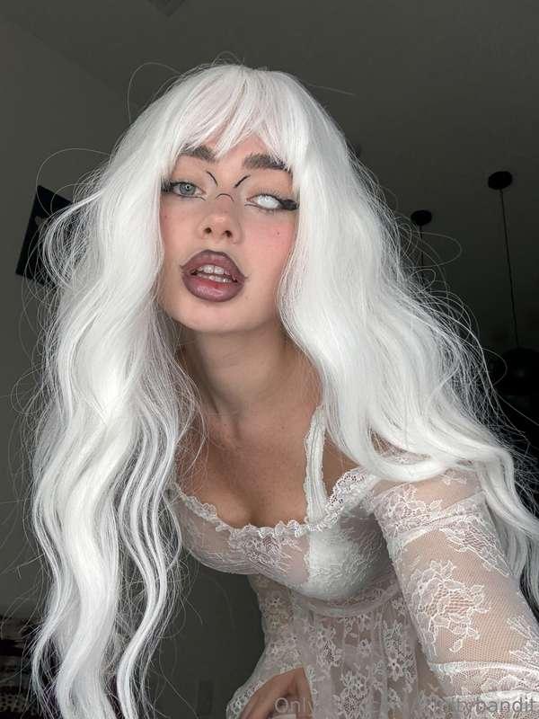 hiii 😈