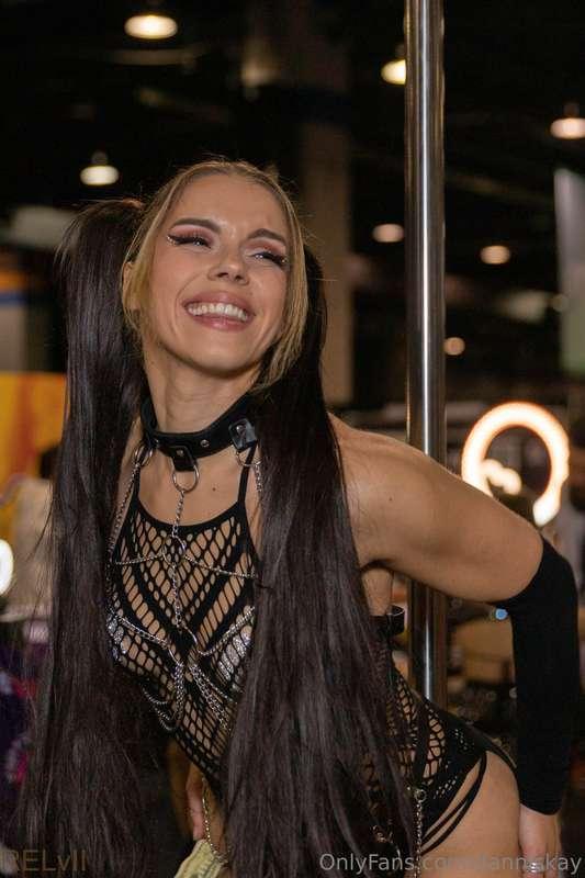 Exxxotica 2023 throwback🖤🩷🖤