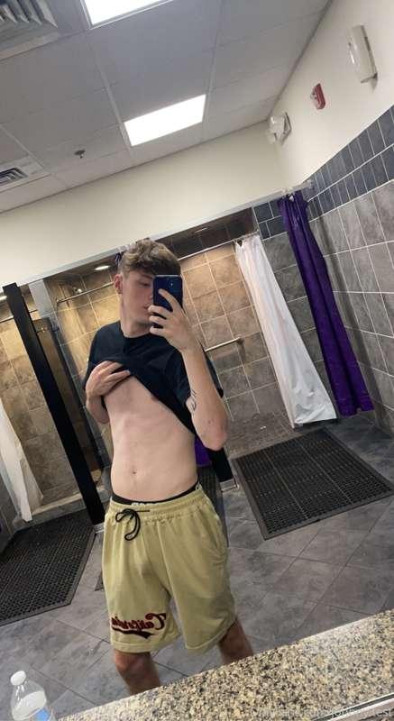 HEYYY :) Gym grind 🤪