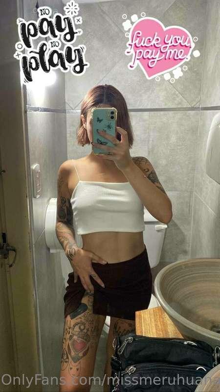Hola idiota 🖕🏻  Soy Miss María, de argentina.   Busco paypig..