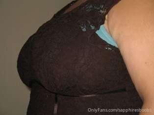 Even in a shirt her tits look great!