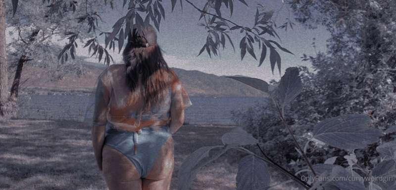 Suns out buns out 😝