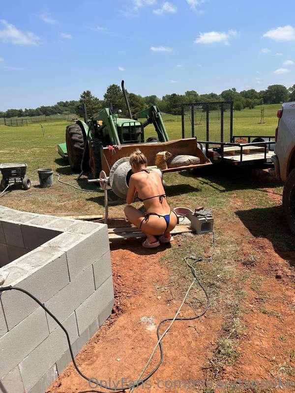 mirandanmike image #0