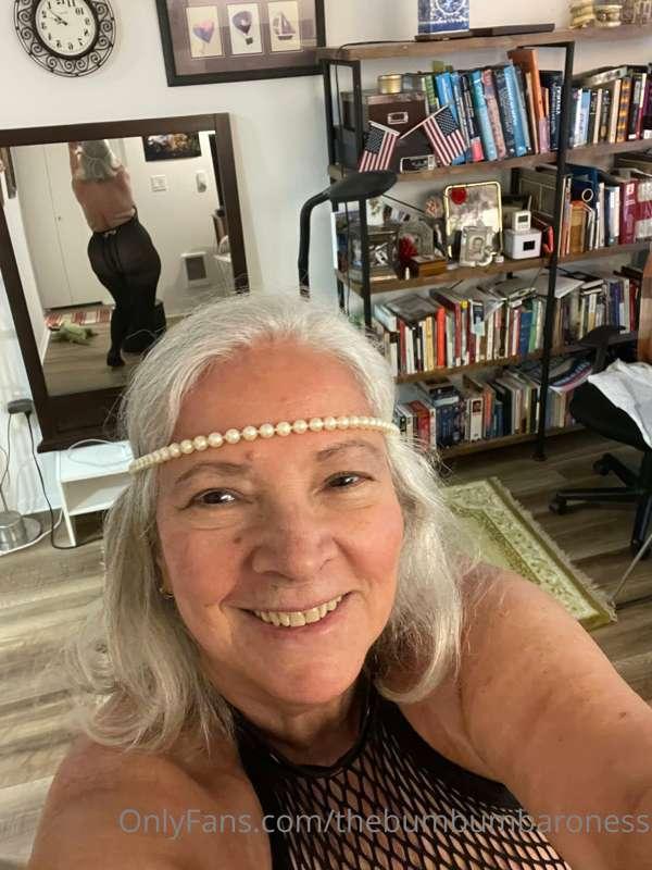 thebumbumbaroness image #3