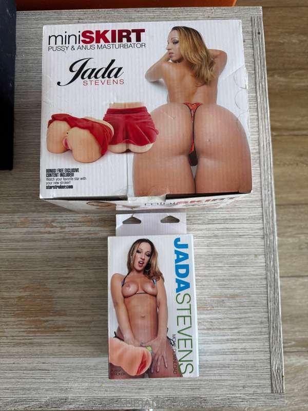 THE LAST TWO TOYS!!!! DM ME "LAST 2" IF YOURE INTERESTED IN ..