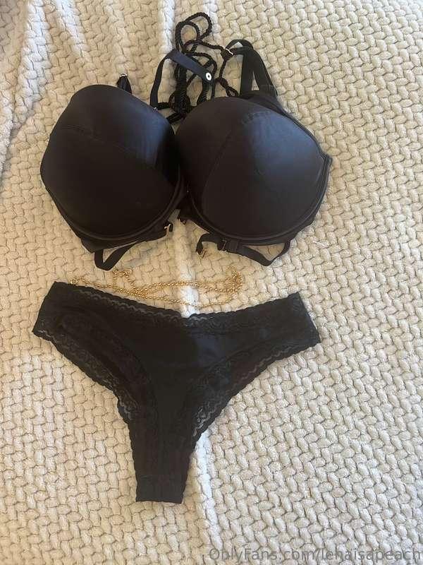 lenaisapeach image #8