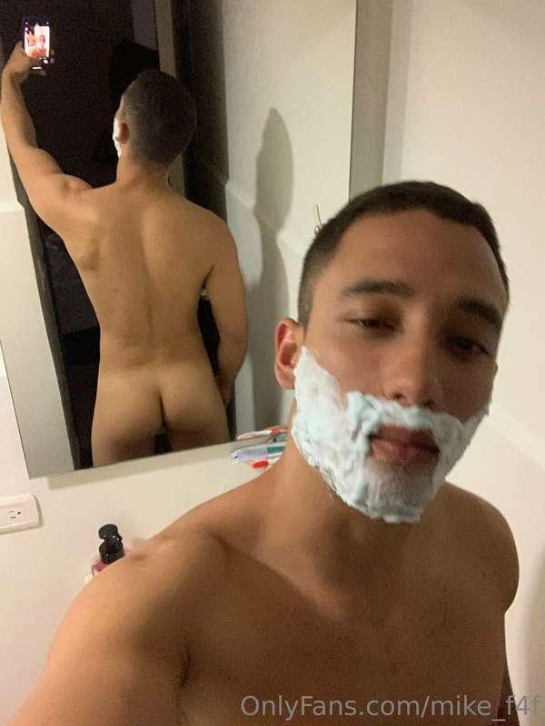 Shaved my face 😍😈