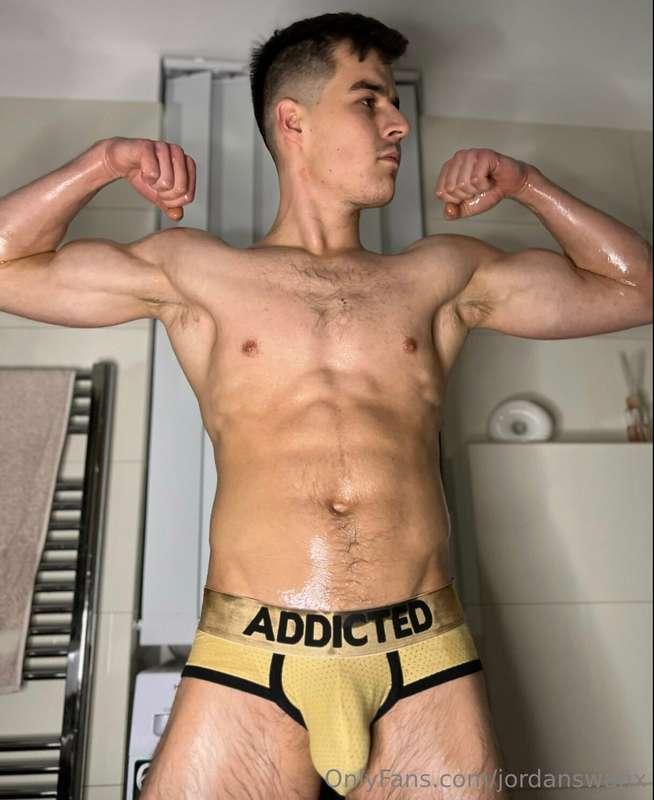 Lets take a shower together? 😘