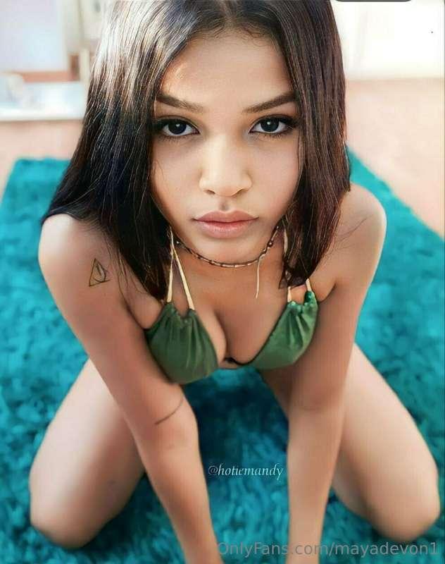 𝐋𝐀𝐓𝐈𝐍𝐗 𝐅𝐋𝐀𝐕𝐎𝐔𝐑 𝐎𝐕𝐄𝐑 𝐇𝐄𝐑𝐄 @hotiemandy 🔞👅 She is the naughties..