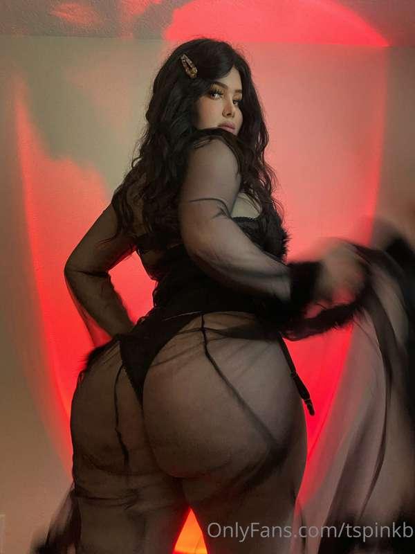 About to use you as a seat 😈