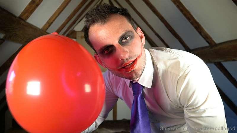 I've filled these balloons up with Pper gas. I'm going to sq..