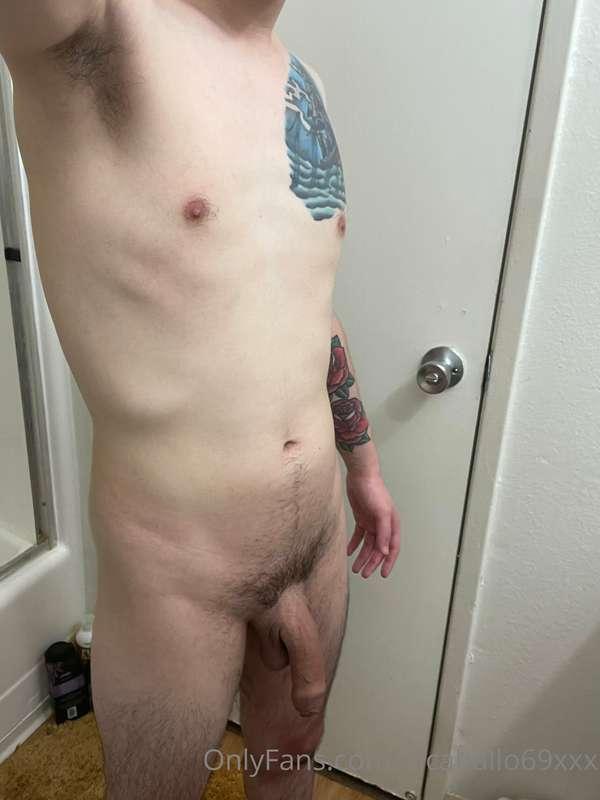 You come home and this is the first thing you see wyd?😈