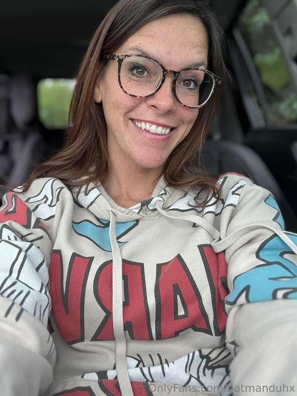 Naughtiest nerdy MILF at the Gloryhole for sure! All full le..