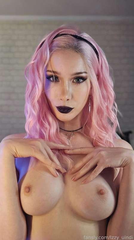 izzy_uindi image #1