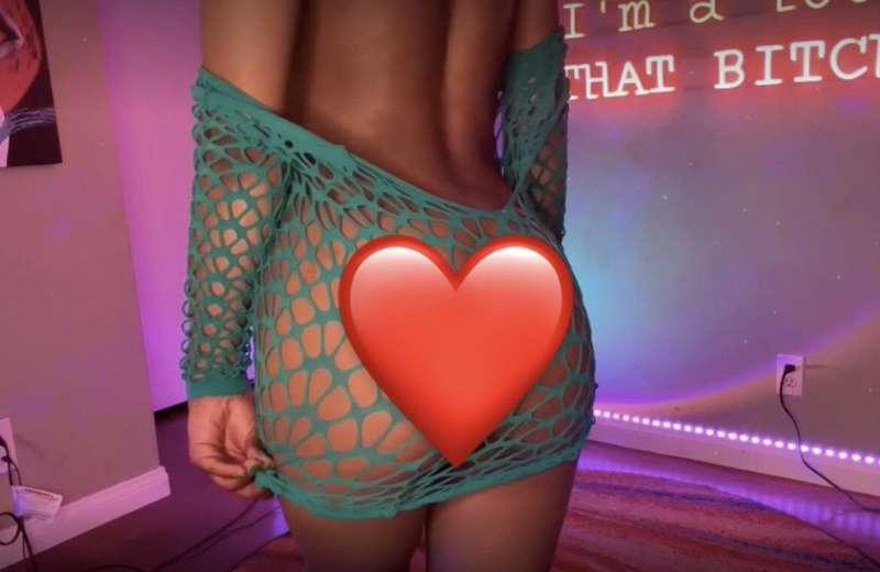 **DADDY!** 😈

 It's the *last day of the month* so I've deci..