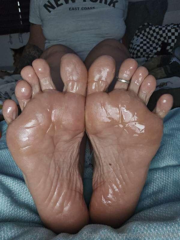 barefootnwild3 image #1