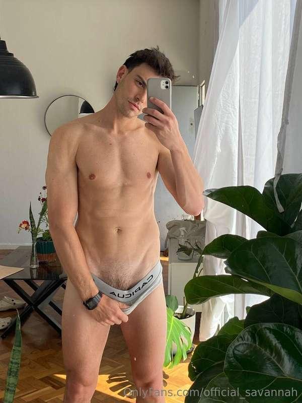 🚨ꜱᴜʙꜱᴄʀɪʙᴇ ꜰʀᴇᴇ🚨Hey! I'm Lucien 😈 @lucienxxHere you'll find ..