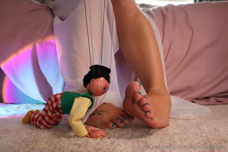 footsiegalore image #1