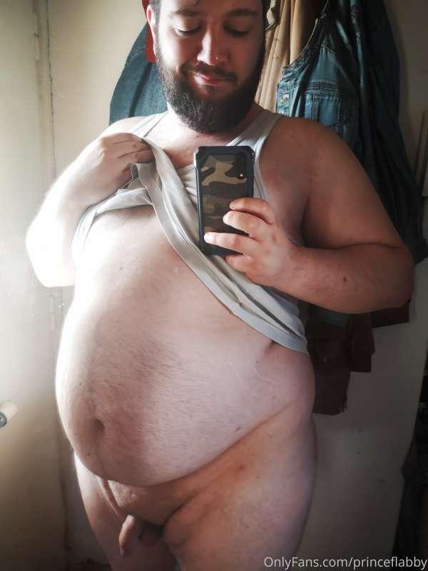 Belly getting bigger in it's shadow my cock is getting swall..