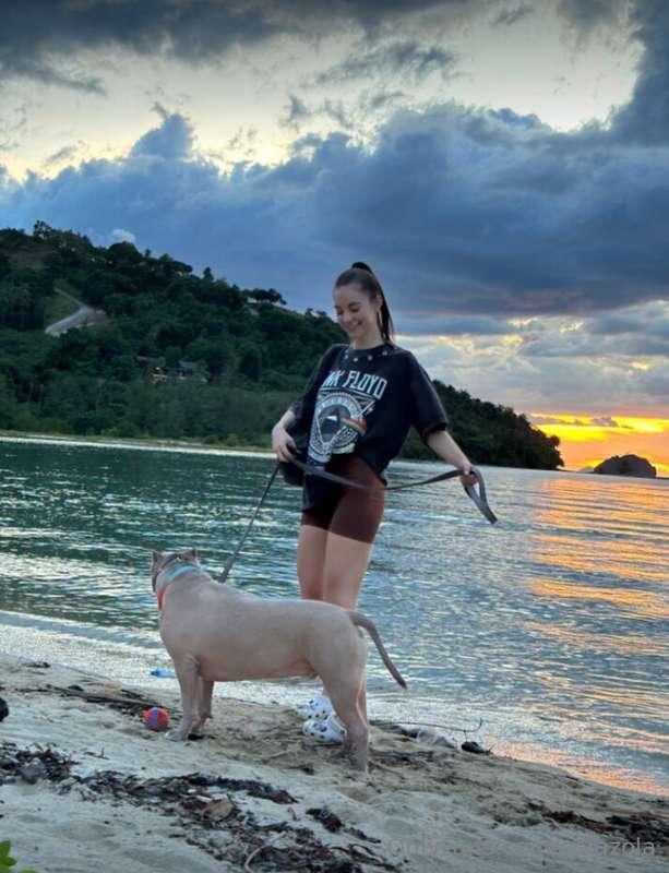 🐾 There is nothing better than walking along the beach at su..