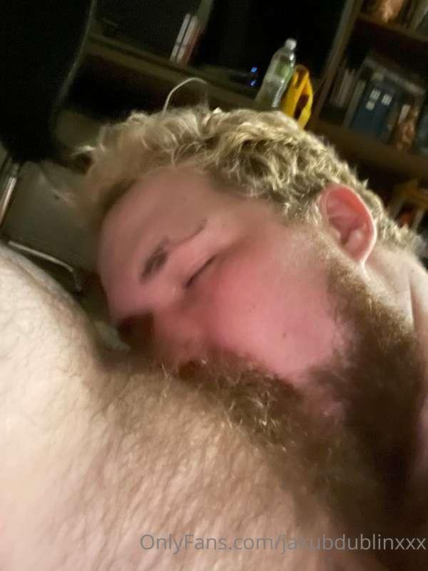 I’m bored. Someone come stuff me.