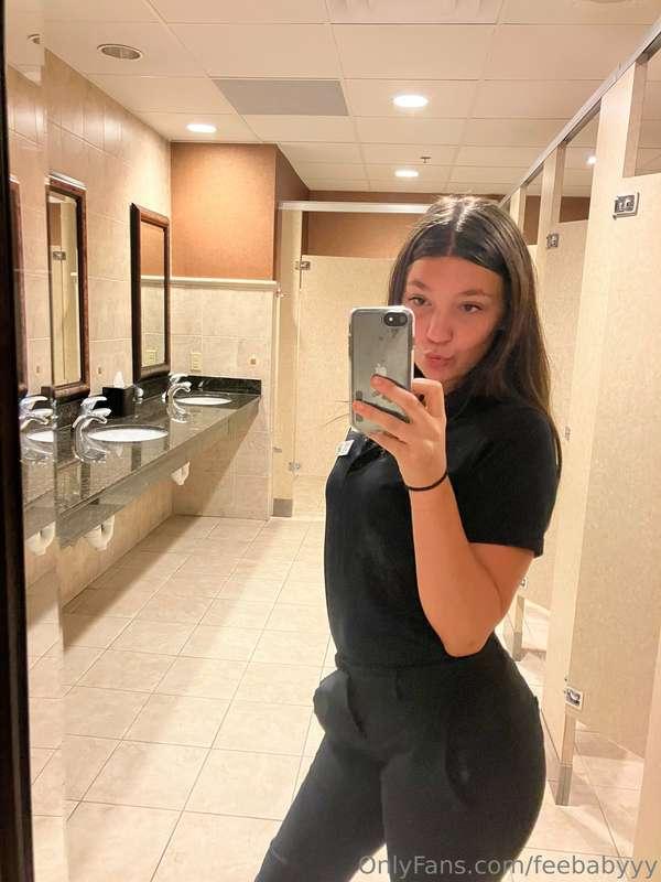 Can I make your drinks for ya ? 😝