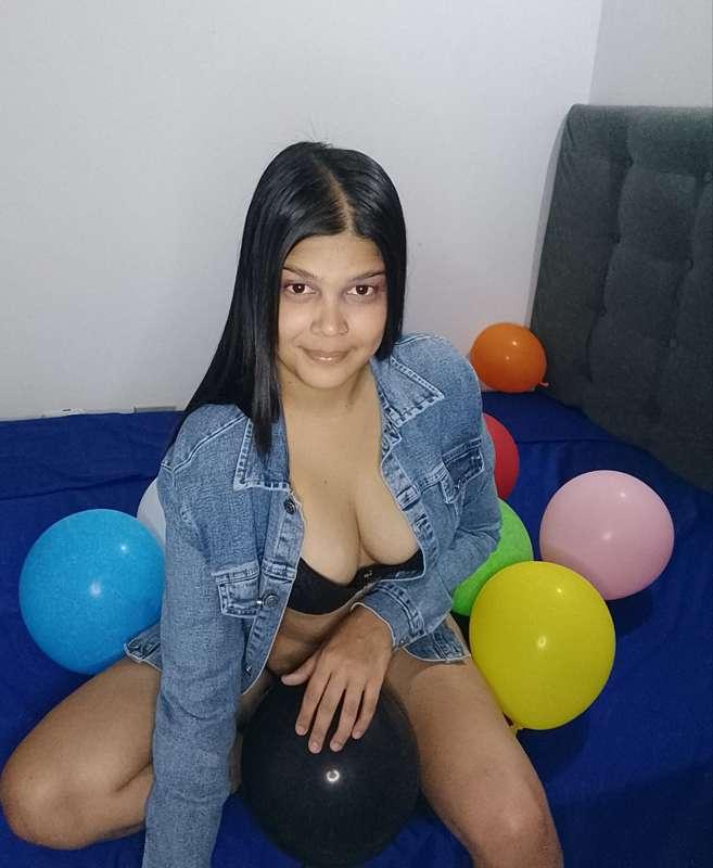 I want you to break my pussy 🤤😈