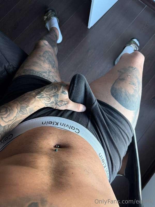 🔥Free Subscription 🔥@nicoink @nicoinkHot and horny🔥😋 guy 33 ..