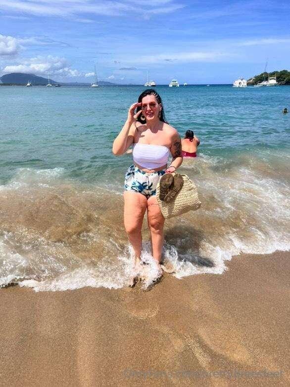 prettybreesfeet image #2