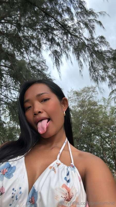 You like this view? It gets better in your DMs 😘