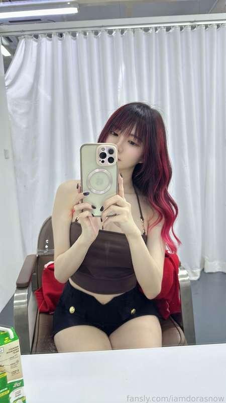 Just some cute mirror selfies of today❤️