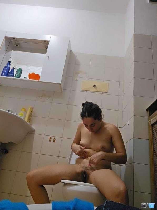 Ecco l'avevo detto nonostante sto di merda che le mettevo sp..