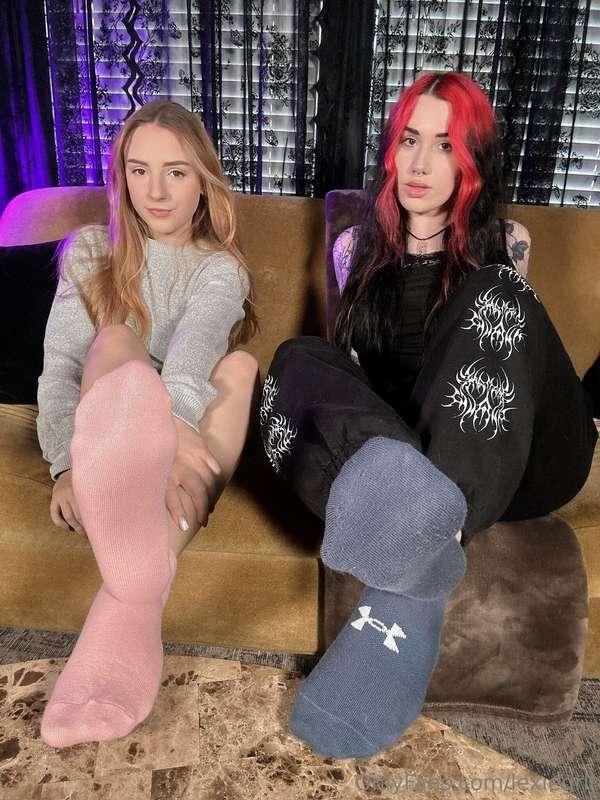 I know you’re dying to sniff our sweaty socks 😈🫦 @gracefulgr..