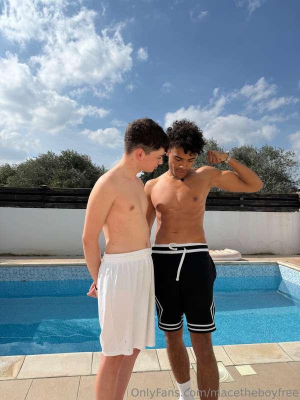 I’m his favourite thing to look at 🥰 @codyevansx 