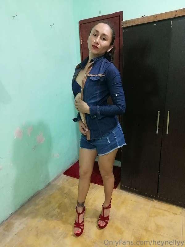 heynellyy main image