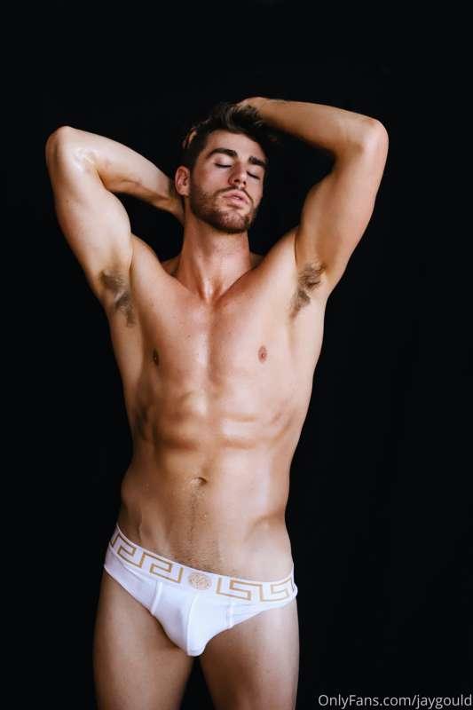 You've all seen the cropped version... But, what about witho..