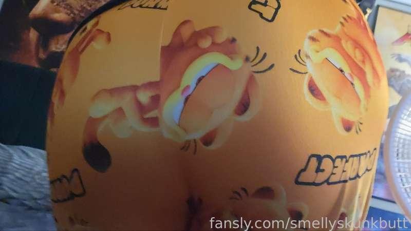 smellyskunkbutt image #1