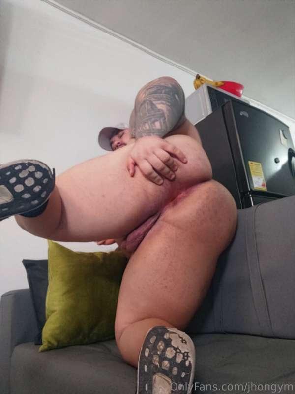 Me abro el culo y que me harias?

I opened my ass and what w..