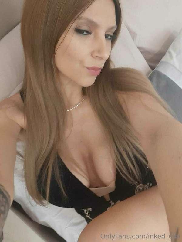 Subscribe to view my posts, hot pictures, and dirty videos. ..
