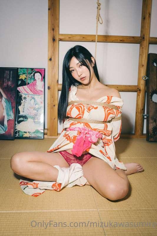 Coming soon🔥🔥😏feat with Hinako

新しいSMコラボ
動画　画像

もうすぐ公開🔥お楽しみに