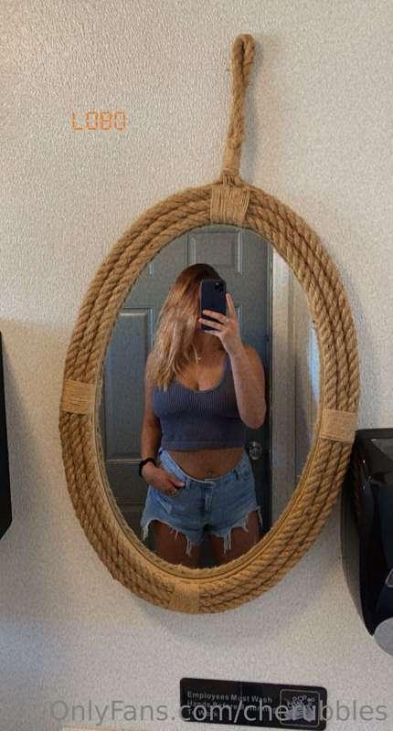 Heading out for today! Going to have a drink with a girlfrie..