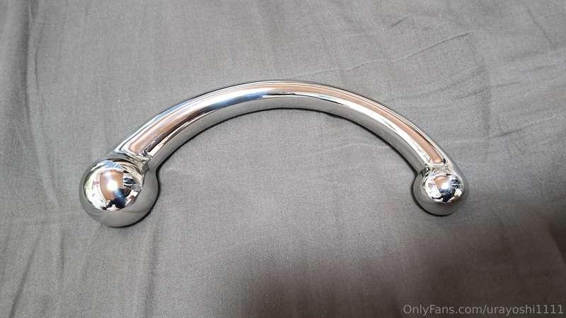 I am doing anal masturbation with a double-headed anal plug...
