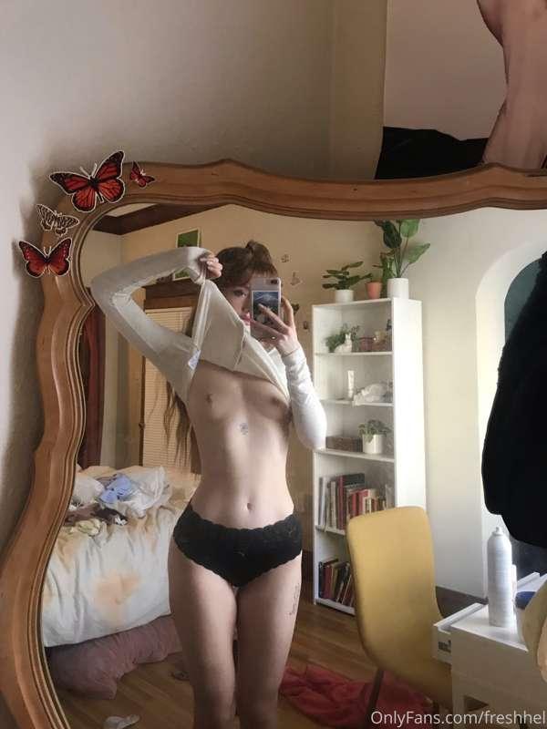 Cleaning my room 😇 kind of 😇