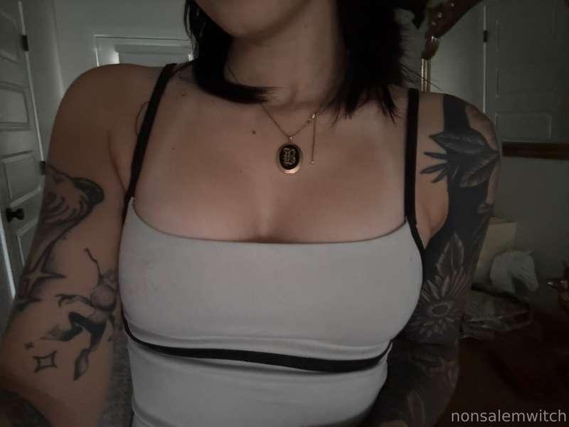 If this gets 1 like, I’ll send you my tits
